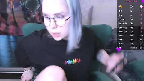 Kira online show from 03/03/25, 11:03