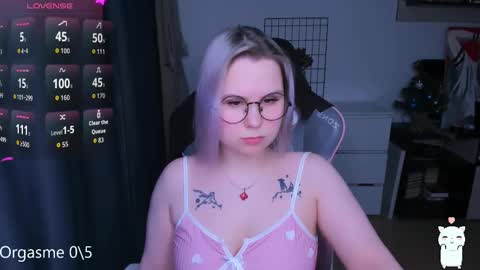 Kira online show from 03/27/26, 09:03