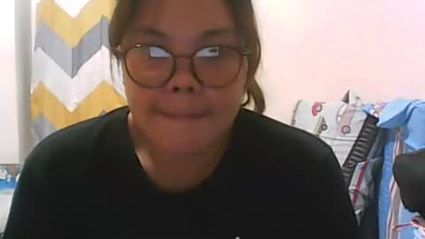 Snapshot of mireille_27 chatting on 09/18/25, 09:55 mireille_27 online show from 09/18/25, 09:55