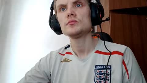 Snapshot of mirexvane chatting on 02/27/26, 11:43 Vlad online show from 02/27/26, 11:43