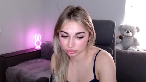 miri07 online show from 04/13/26, 06:19