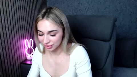 miri07 online show from 04/16/26, 01:17