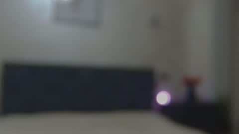 Snapshot of miriam04 chatting on 11/02/25, 10:12 miriam04 online show from 11/02/25, 10:12