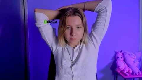 miriam_crazy online show from 10/15/25, 08:09