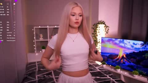 Elsa online show from 11/20/25, 09:14