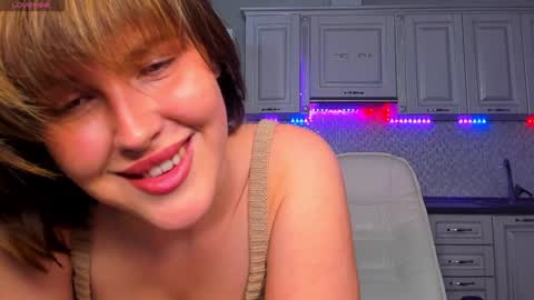 Snapshot of mirrorofsoul chatting on 01/17/25, 05:53 Shelley online show from 01/17/25, 05:53