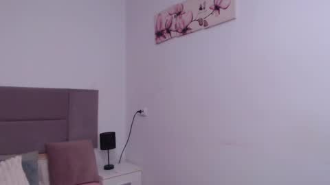 MiryamInes online show from 02/14/25, 05:36