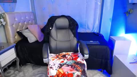 Snapshot of misaaki chatting on 11/10/25, 10:58 Misaaki online show from 11/10/25, 10:58