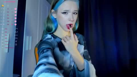 misekiii online show from 12/04/25, 03:49