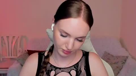 Snapshot of mish_ka3 chatting on 07/10/26, 03:47 Misha online show from 07/10/26, 03:47