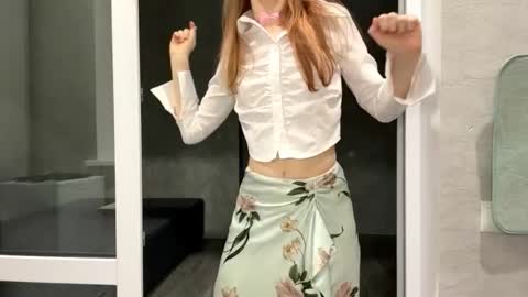 Molly online show from 09/08/25, 07:35