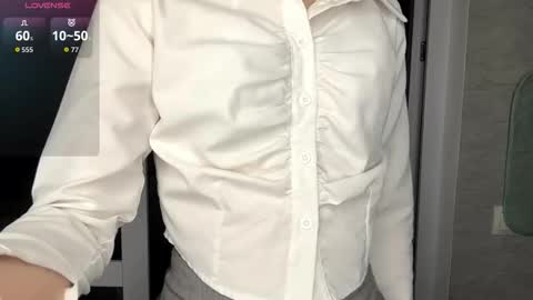 Molly online show from 11/23/25, 05:24