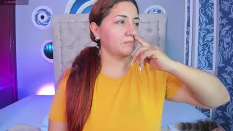 Snapshot of mishell_lovely chatting on 09/29/25, 12:43 Mishell online show from 09/29/25, 12:43