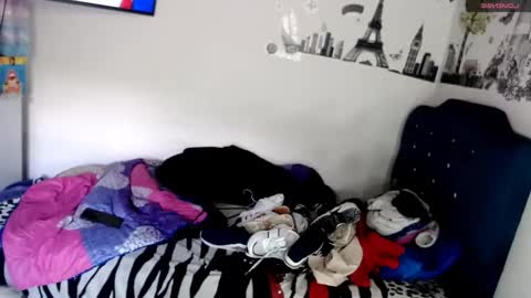 Nicol online show from 01/18/26, 02:43