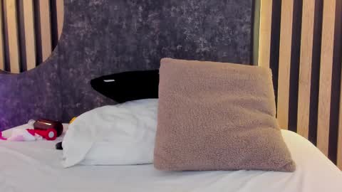 Antonella online show from 02/22/25, 11:24