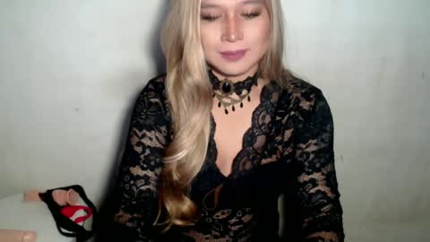 miss_4cuck_ online show from 07/03/26, 12:00