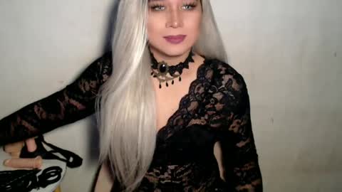 miss_4cuck_ online show from 07/06/26, 10:56