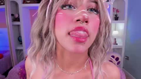 Megan online show from 12/19/25, 09:44