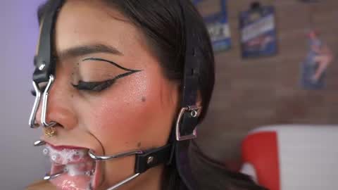 Sabrina online show from 04/18/26, 07:58