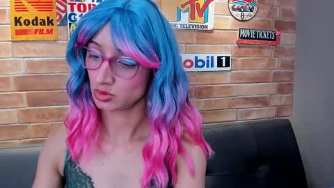 Salome online show from 01/13/26, 01:49