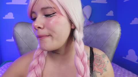 Sara online show from 03/19/26, 06:45