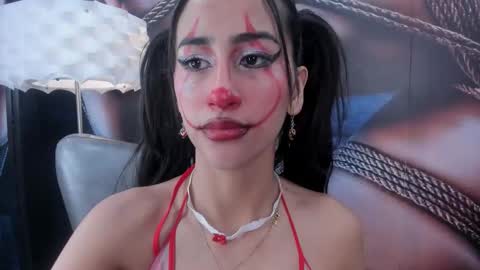 Taylor online show from 10/29/25, 02:36