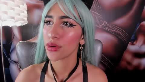 Taylor online show from 03/27/26, 02:28