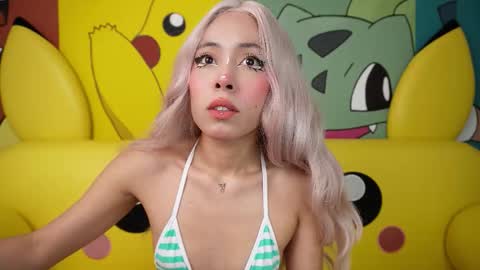 Snapshot of miss__aly chatting on 11/11/25, 10:59 Ally online show from 11/11/25, 10:59