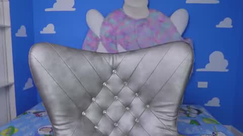 Snapshot of miss__aly chatting on 12/05/25, 06:04 Ally online show from 12/05/25, 06:04