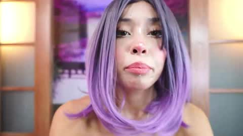 Snapshot of miss__aly chatting on 12/17/25, 06:14 Ally online show from 12/17/25, 06:14