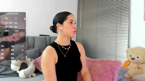 miss__jones_ online show from 11/15/25, 12:08