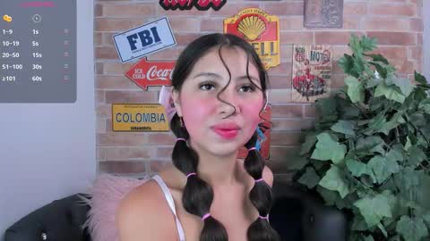 Snapshot of miss__luxury chatting on 09/29/25, 11:04 Luxury online show from 09/29/25, 11:04
