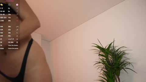 Snapshot of miss_airi chatting on 07/25/26, 04:04 miss airi online show from 07/25/26, 04:04