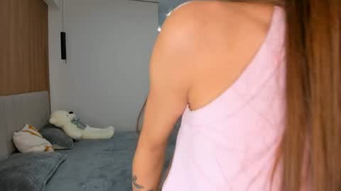 Snapshot of miss_algel chatting on 06/19/26, 09:57 Katrin online show from 06/19/26, 09:57
