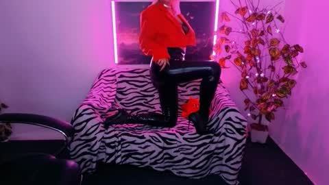 miss_alice_silver online show from 11/07/25, 04:29