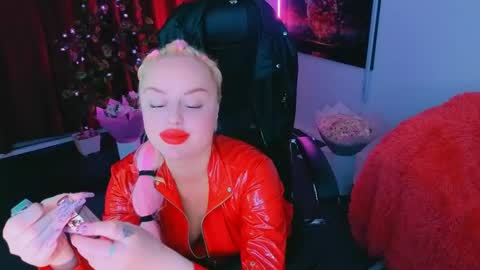 miss_alice_silver online show from 04/28/26, 06:24