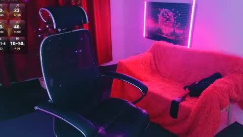 Snapshot of miss_alice_silver chatting on 06/16/26, 06:32 miss_alice_silver online show from 06/16/26, 06:32