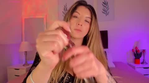 Snapshot of miss_amanda_ chatting on 02/09/26, 12:42 Amanda Reyes online show from 02/09/26, 12:42