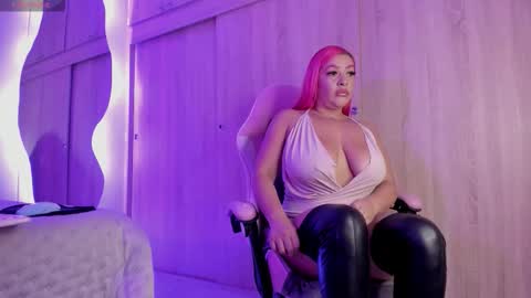 Snapshot of miss_amarantha1 chatting on 02/13/26, 12:12 A M A R A N T H A online show from 02/13/26, 12:12