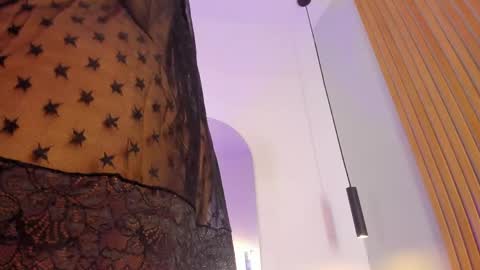 Amber  online show from 04/24/26, 04:48