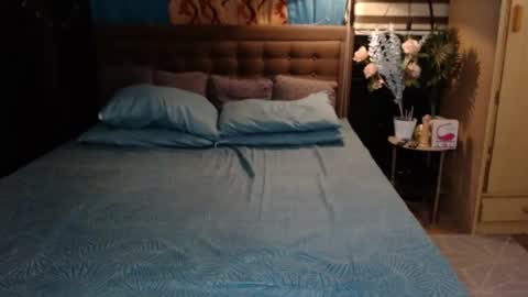 miss angelic15 online show from 10/18/25, 10:49