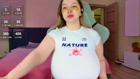 Anna online show from 04/22/26, 10:17