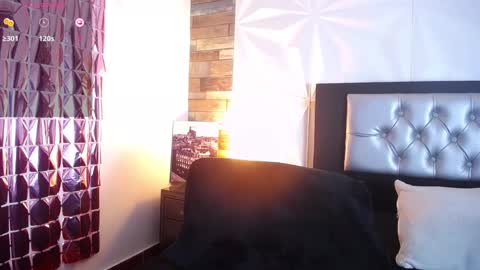 Snapshot of miss_antonellaa_ chatting on 01/24/25, 05:11 Antonella online show from 01/24/25, 05:11