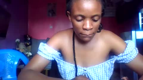 miss_belllo online show from 05/18/26, 08:53