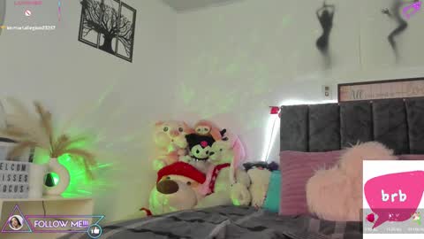 lucy 3 online show from 03/05/25, 10:21