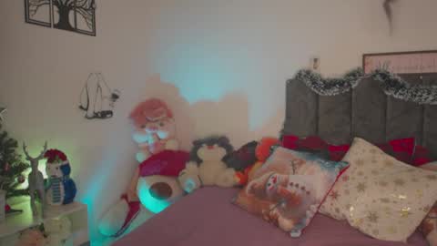 lucy 3 online show from 12/02/25, 02:06