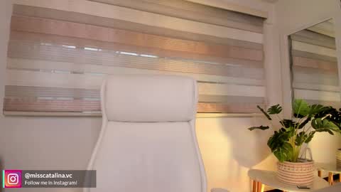 Snapshot of miss_catalinaa chatting on 01/14/26, 11:49 Catalina online show from 01/14/26, 11:49