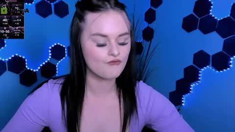 Snapshot of miss_courtney chatting on 05/05/26, 08:55 miss_courtney online show from 05/05/26, 08:55
