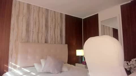 CANDELA CASTRO  online show from 03/09/26, 12:31