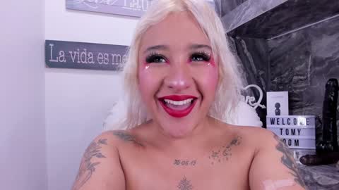 Danika online show from 01/25/25, 11:02